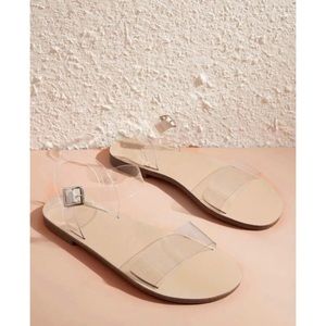 NWOB Clear Sandal
